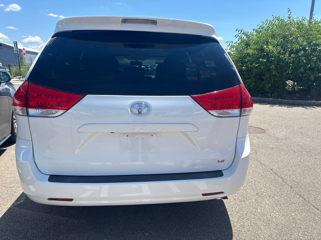 Used 2011 White Toyota LE image 5