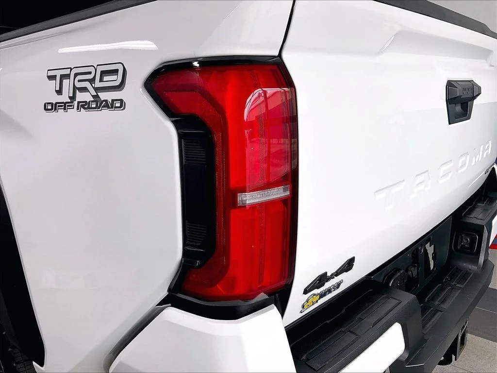 Used 2025 White Toyota TRD Off Road image 34