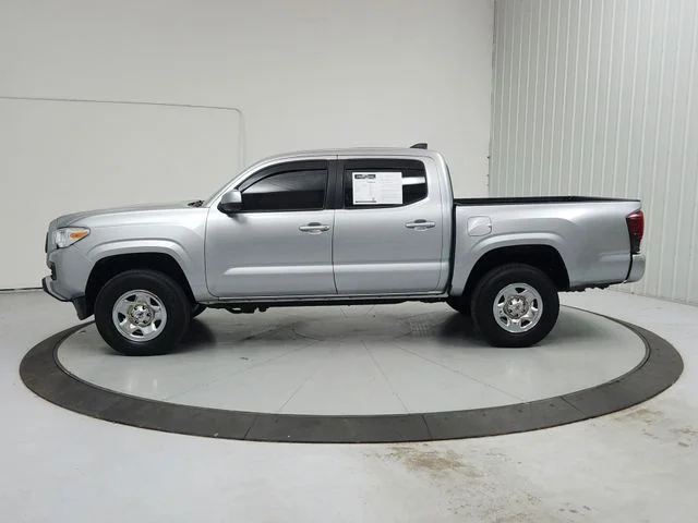 Used 2022 Silver Toyota SR image 4