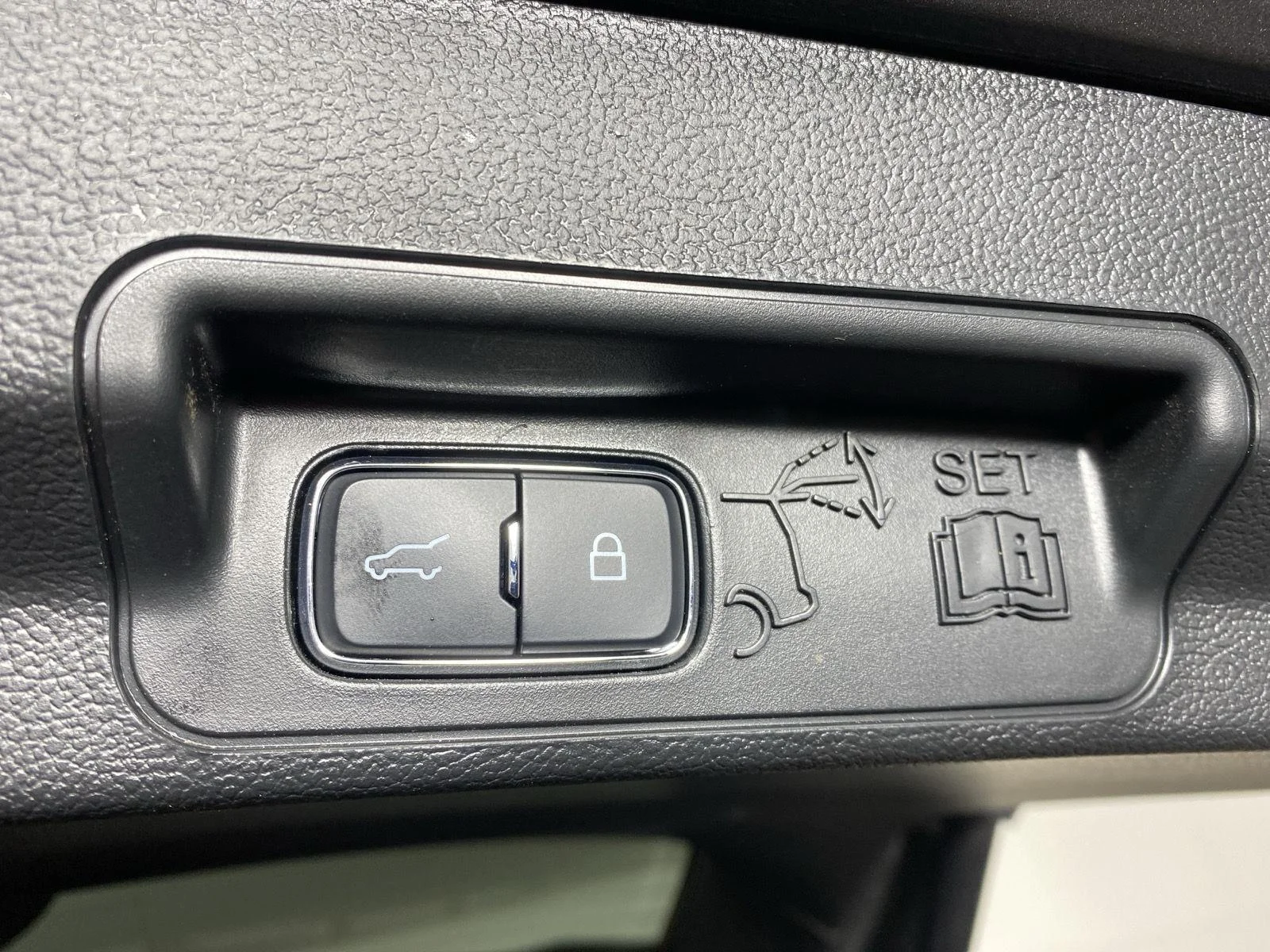 Used 2024 Carbonized Gray Ford  image 32