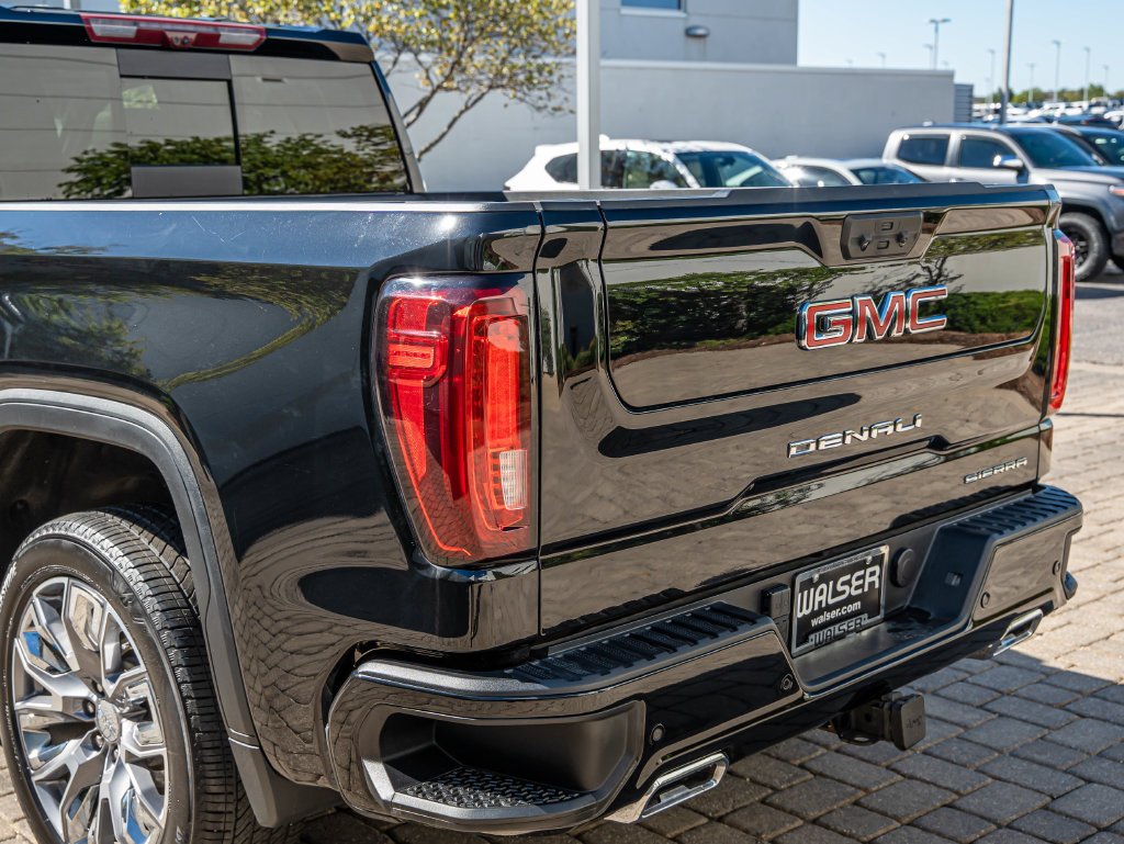 Used 2024 Onyx Black GMC Denali image 19
