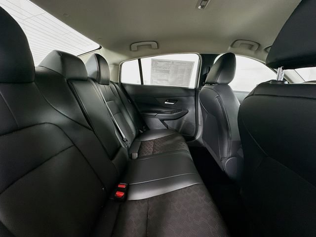 New 2026 Atlantic Gray Metallic / Super Black Two-tone Nissan SR image 24