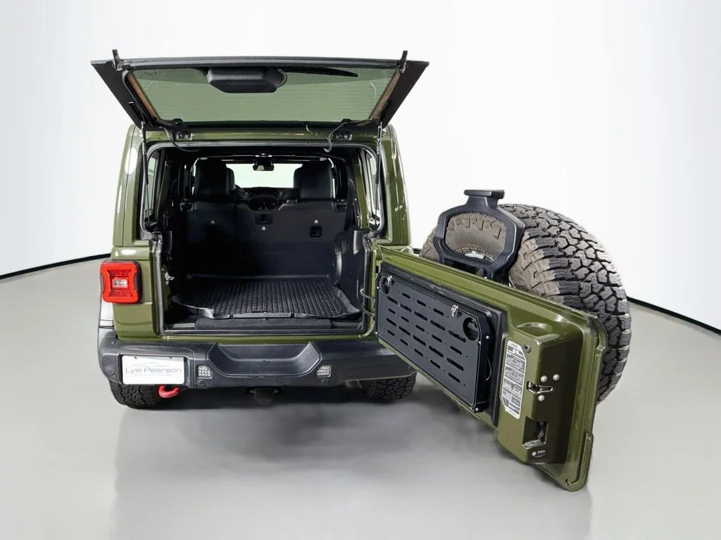 Used 2021 Green Clearcoat Jeep Unlimited Rubicon image 26