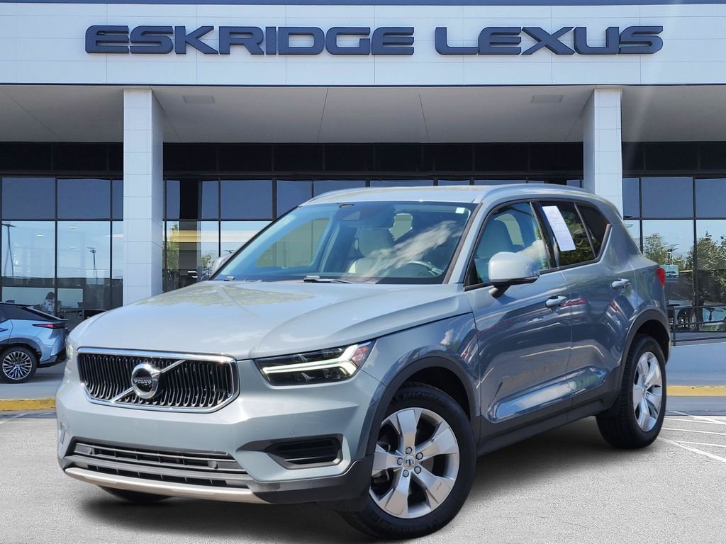 2020 Volvo XC40