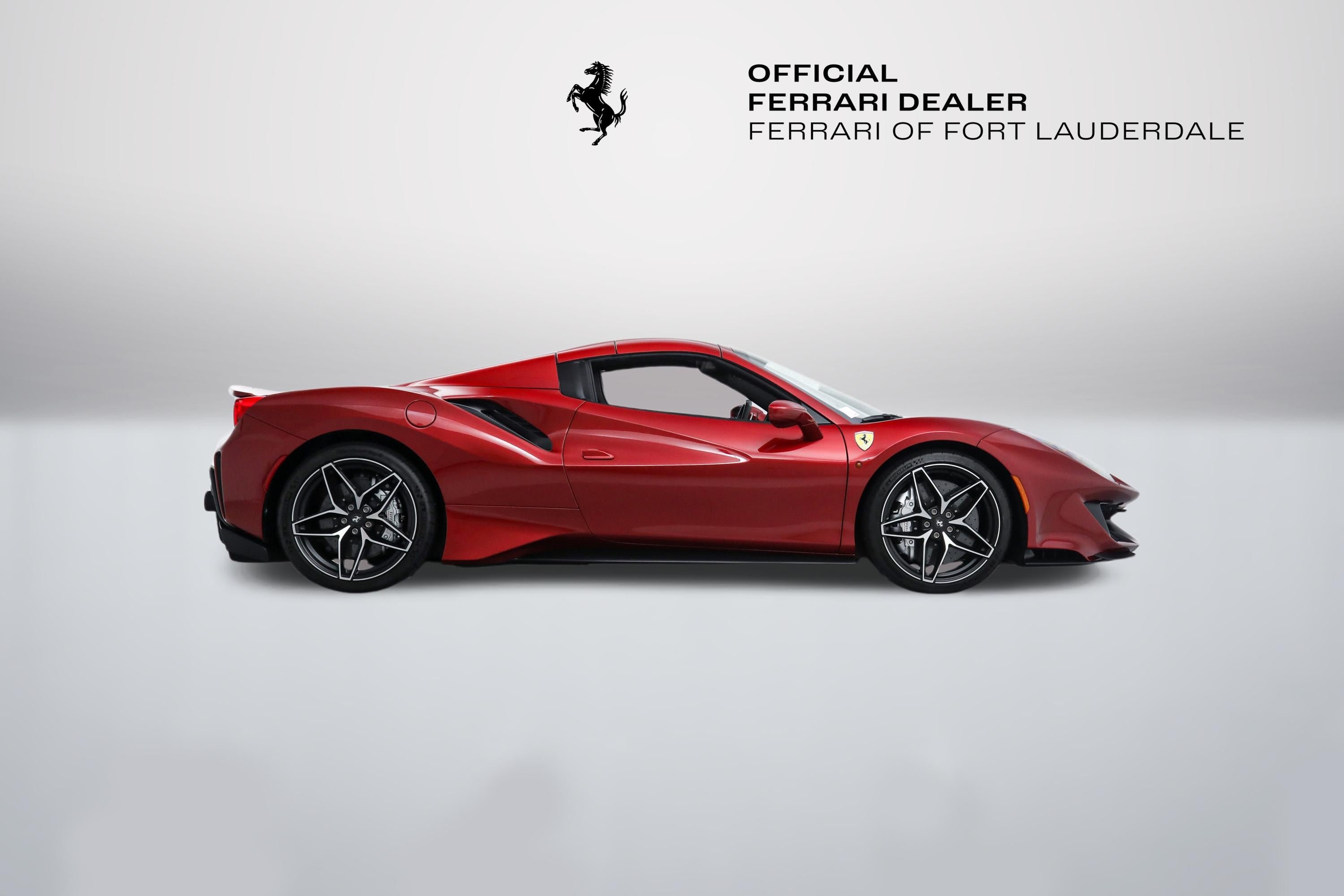 Certified Used 2019 Rosso Fiorano Ferrari  image 9