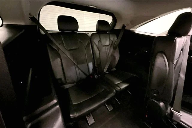 Used 2022 Everlasting Silver Kia SX-Prestige image 32