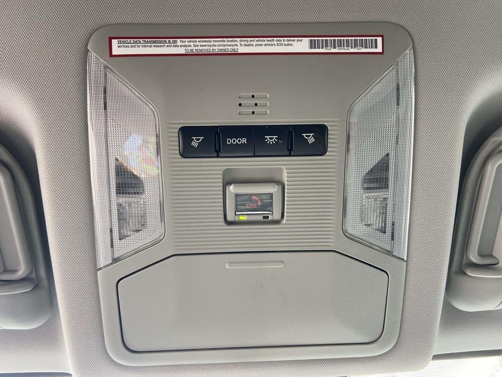 Used 2021 Silver Toyota XLE image 18