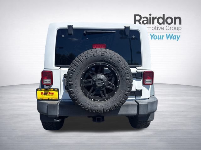 Used 2014 Bright White Clearcoat Jeep Rubicon image 6