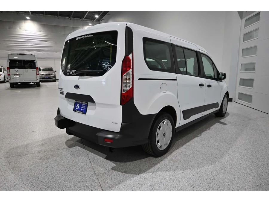 Used 2016 WHITE Ford XL Mobility Handicap Van image 6