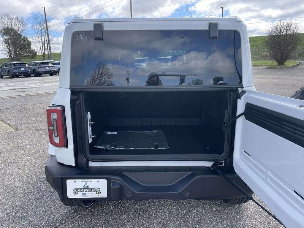 New 2026 White Ford Outer Banks image 10