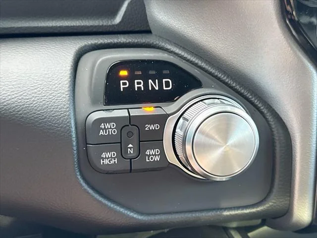 New 2027 Tank Exterior Paint RAM Laramie image 19