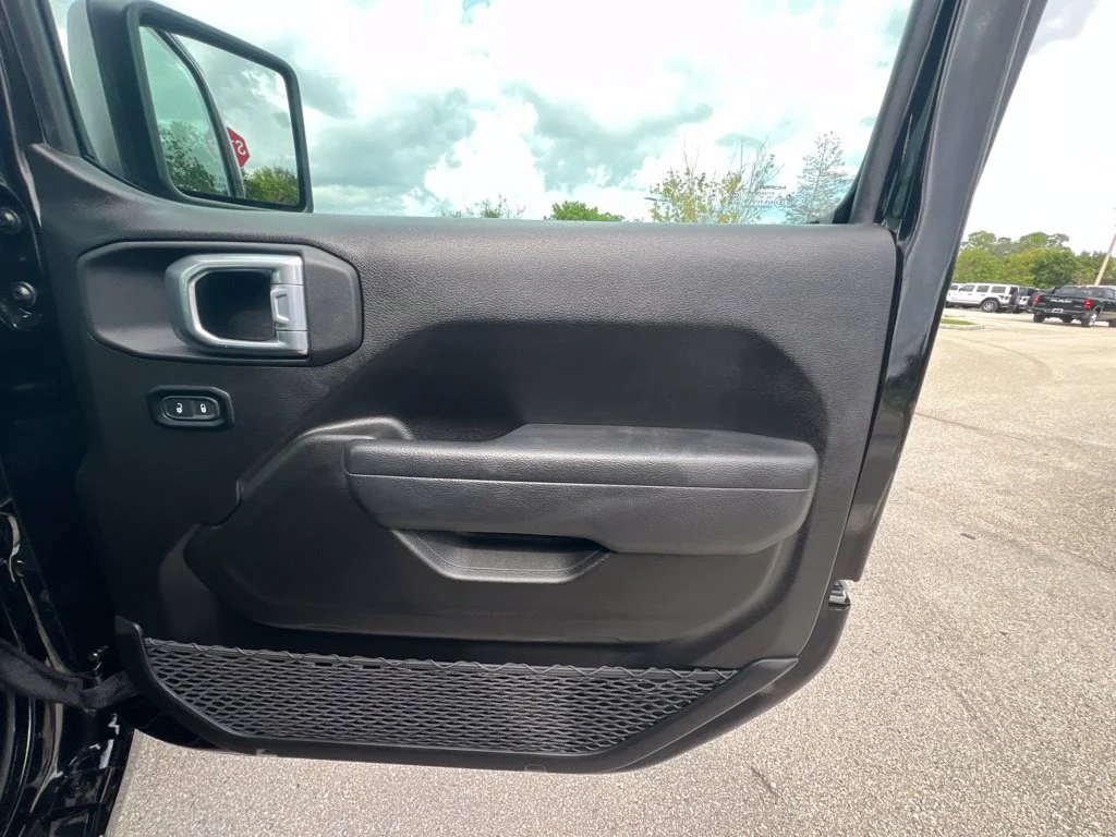 Certified Used 2025 Black Jeep Sport image 19