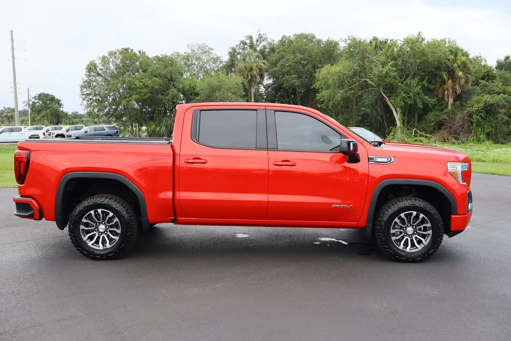 Used 2021 Red GMC AT4 image 10