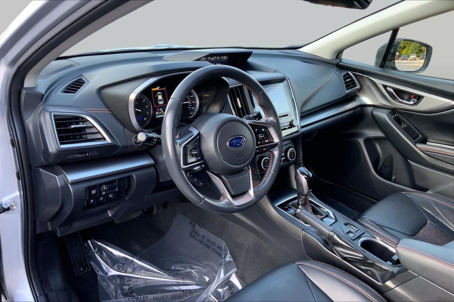 Used 2023 Ice Silver Metallic Subaru Limited image 18