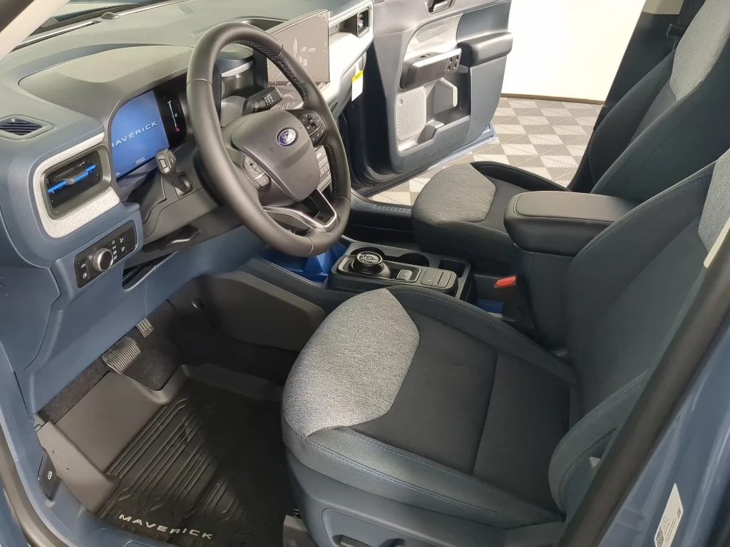 New 2026 Azure Gray Metallic Tri-Coat Ford XLT image 10