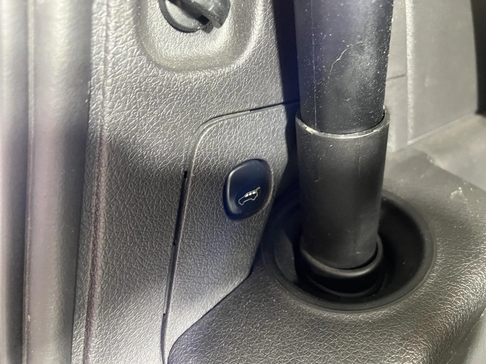 Used 2019 Blue Ford SEL image 16
