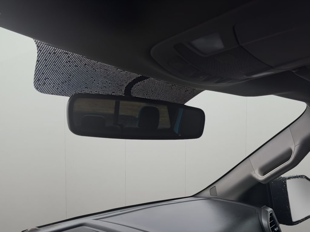 Used 2015 Gray Ford XLT image 13