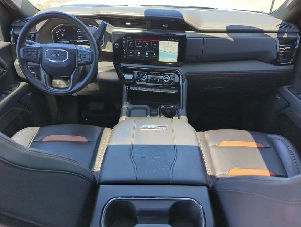 Used 2025 White GMC AT4 image 14