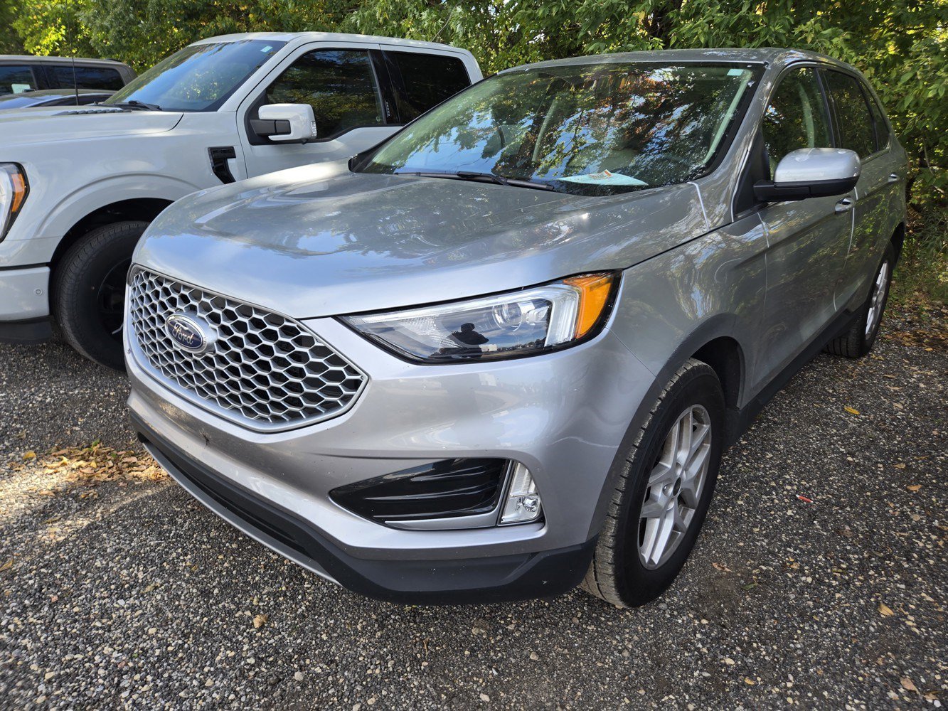 Used 2024 Silver Ford SEL image 2