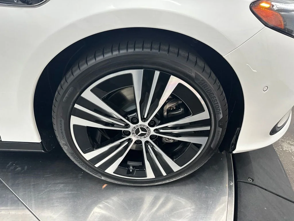 New 2027 White Mercedes-Benz  image 9