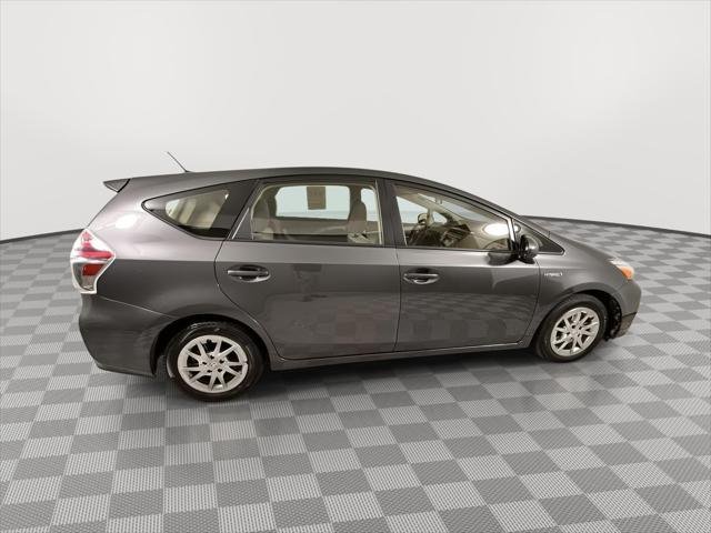Certified Used 2017 MAGNETIC GRAY MET. Toyota  image 8