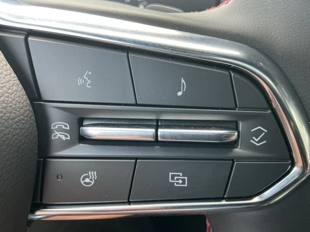 2025 Chevrolet Suburban RST - Photo 21