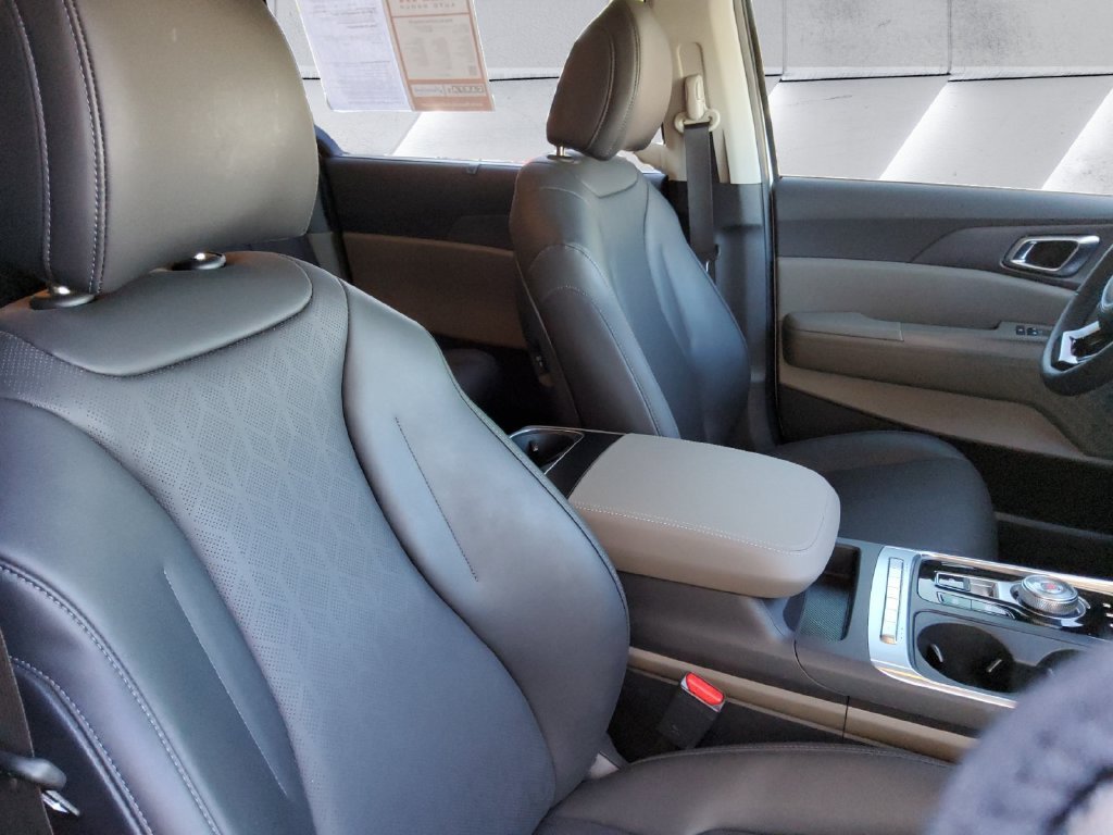 Certified Used 2026 White Kia EX image 14