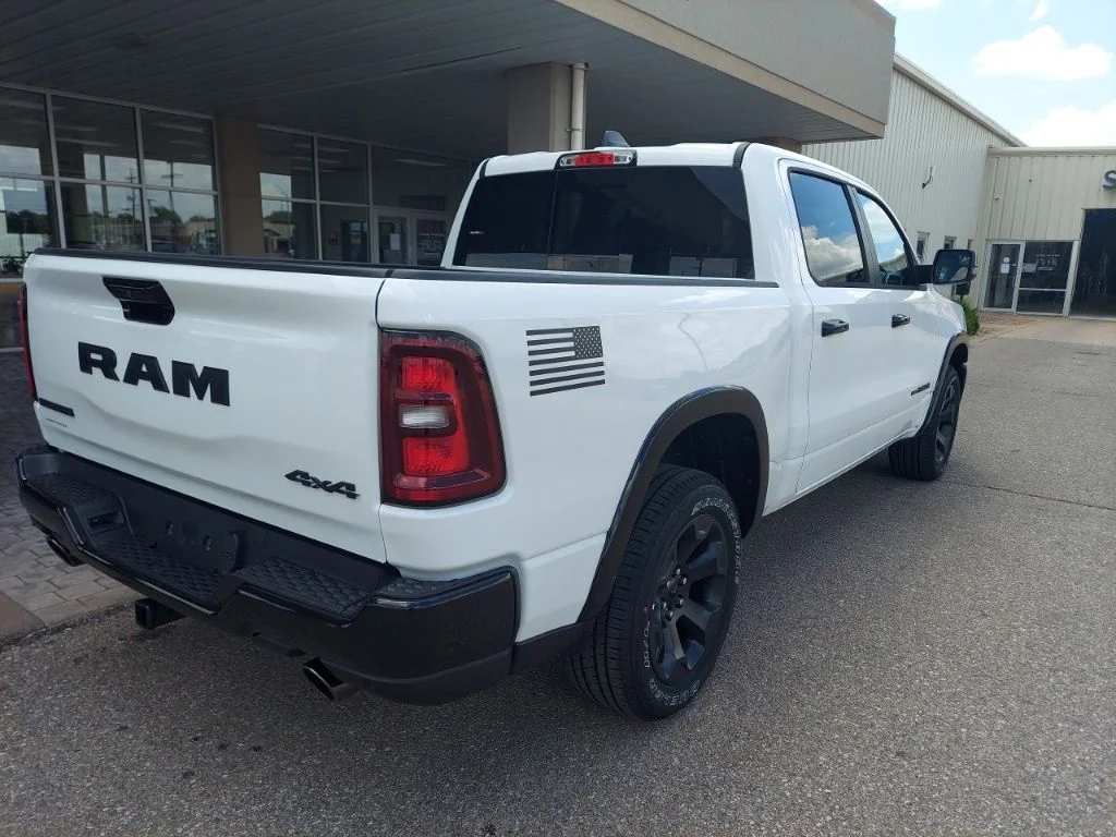 New 2026 Bright White Clear-Coat Exterior Paint RAM Big Horn/Lone Star image 7
