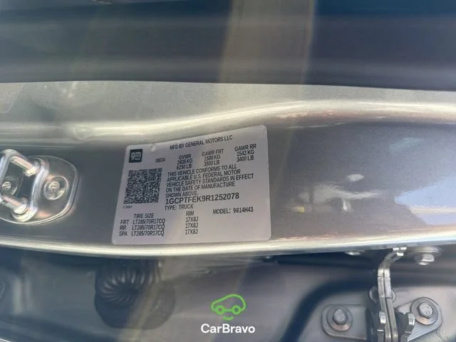 Used 2024 Sterling Gray Metallic Chevrolet ZR2 image 34