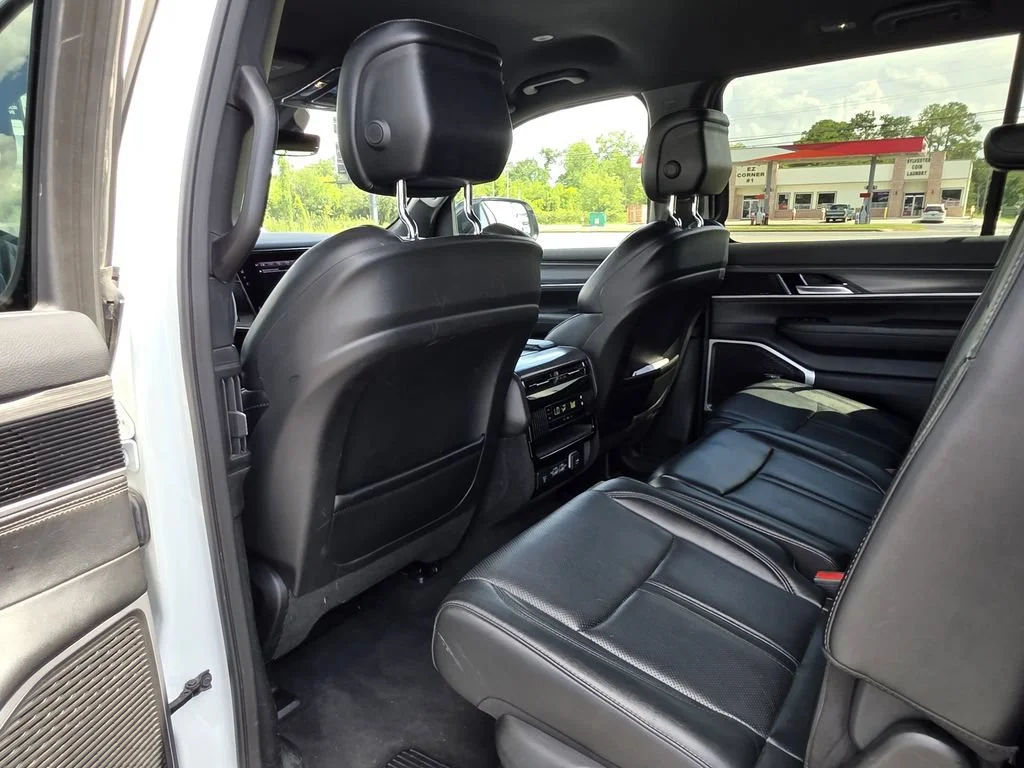 Used 2023 White Jeep Series II image 14