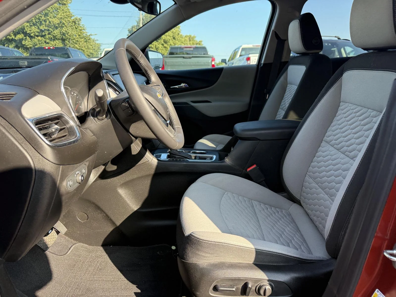 Used 2020 CAYENNE ORANGE METALLIC Chevrolet LT image 10