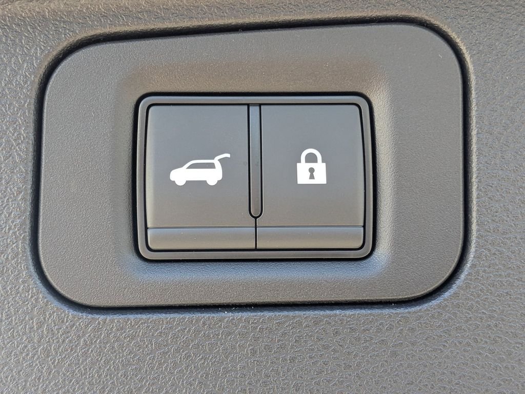 2025 Nissan Armada PRO-4X - Photo 12