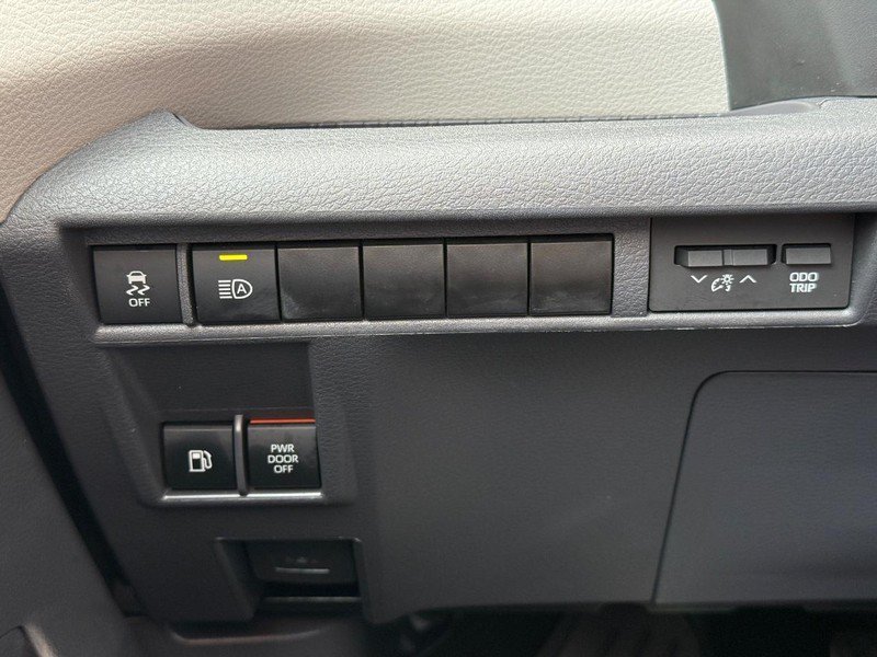 Used 2024 Pearl Toyota XLE image 30