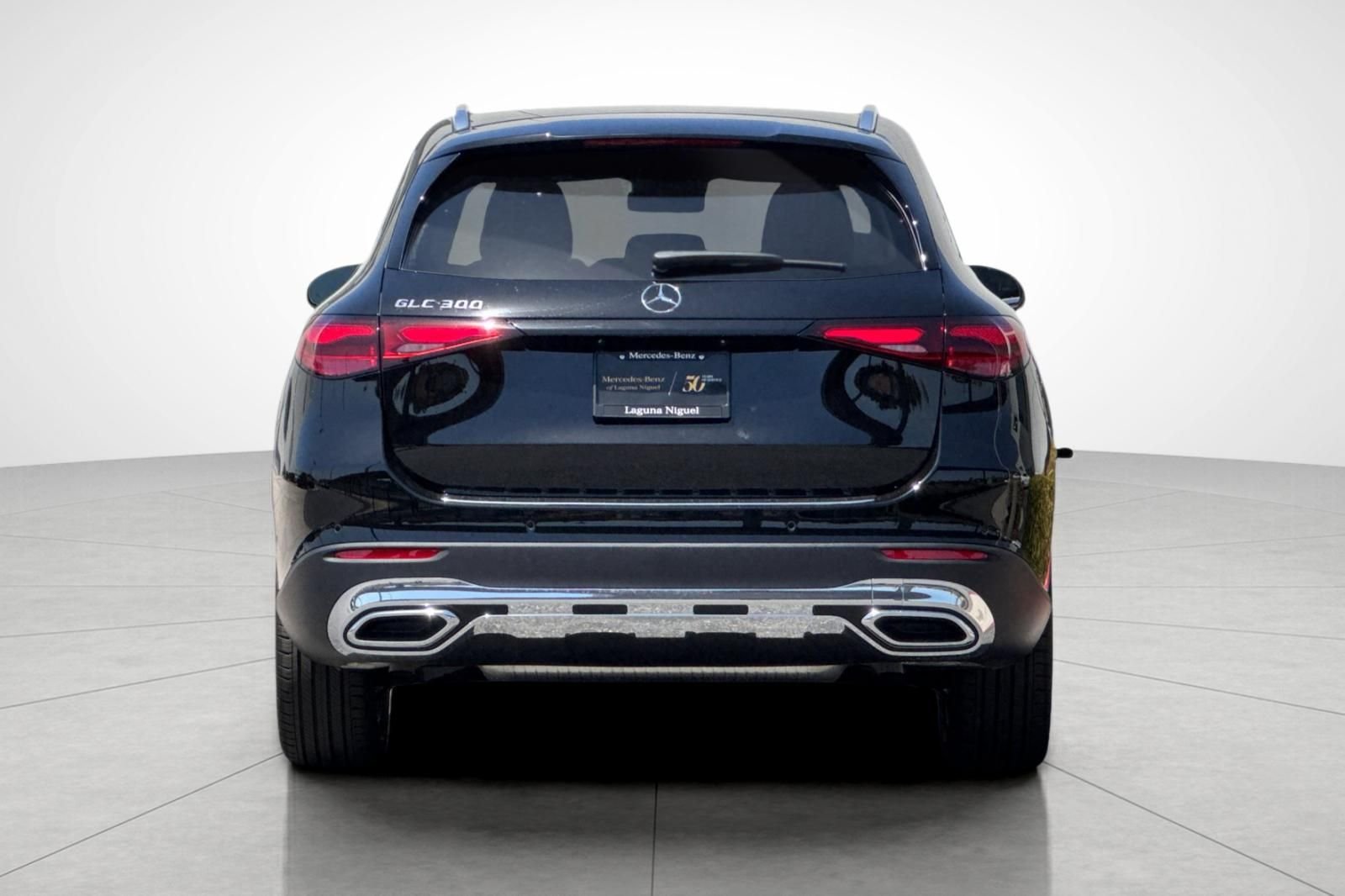 New 2026 Black Mercedes-Benz GLC 300 image 10