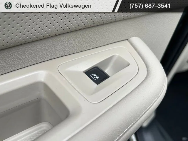 New 2026 Green Volkswagen 2.0T SE w/Technology image 25