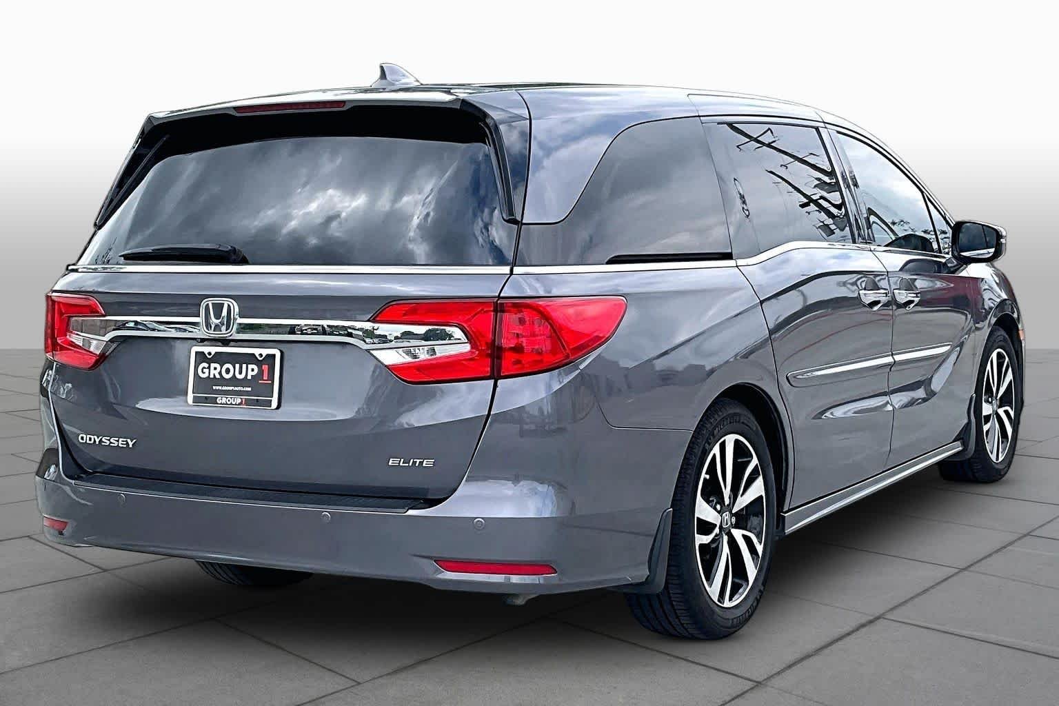 Used 2019 Modern Steel Metallic Honda Elite image 13
