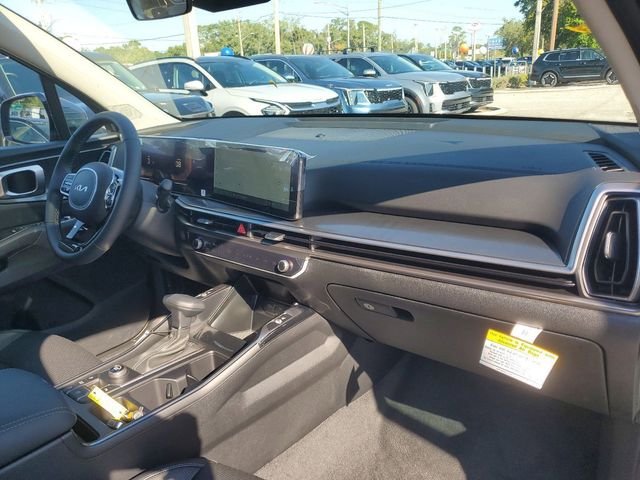 2025 Kia Sorento S - Photo 28