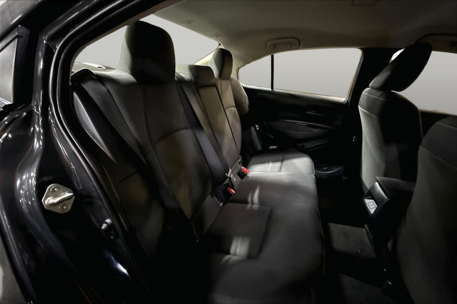 Used 2024 Underground Toyota LE image 18