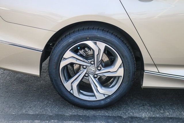 Used 2018 Beige Honda EX image 10