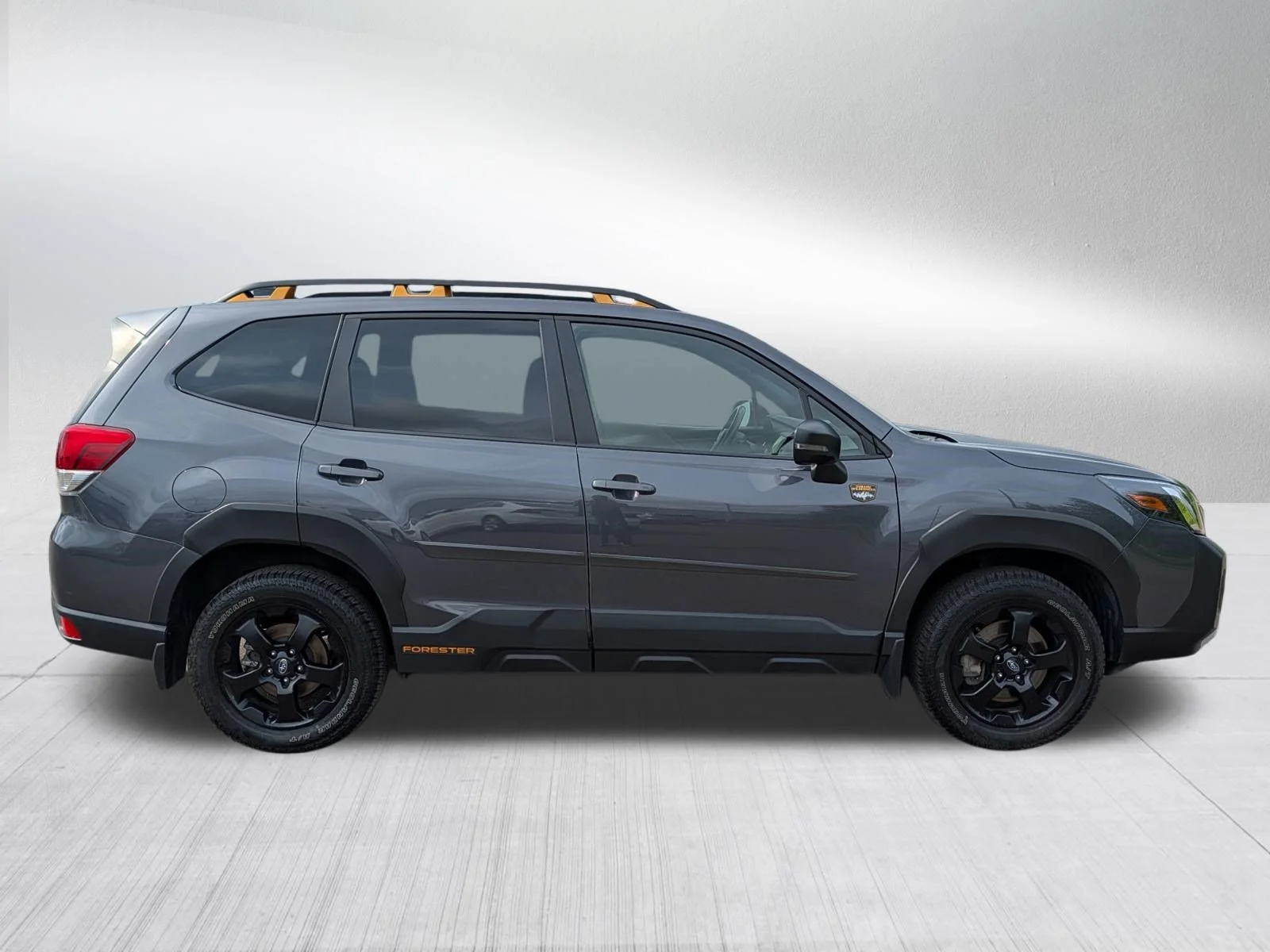 Used 2024 Magnetite Gray Metallic Subaru Wilderness image 8
