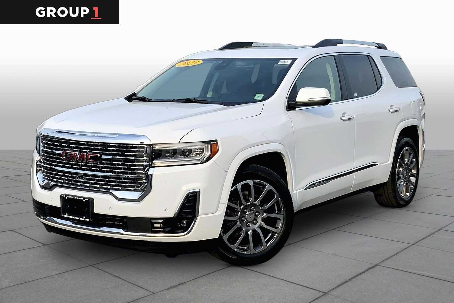 2023 GMC Acadia Denali AWD's photo