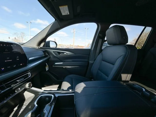 New 2026 Mosaic Black Metallic Chevrolet LT image 40