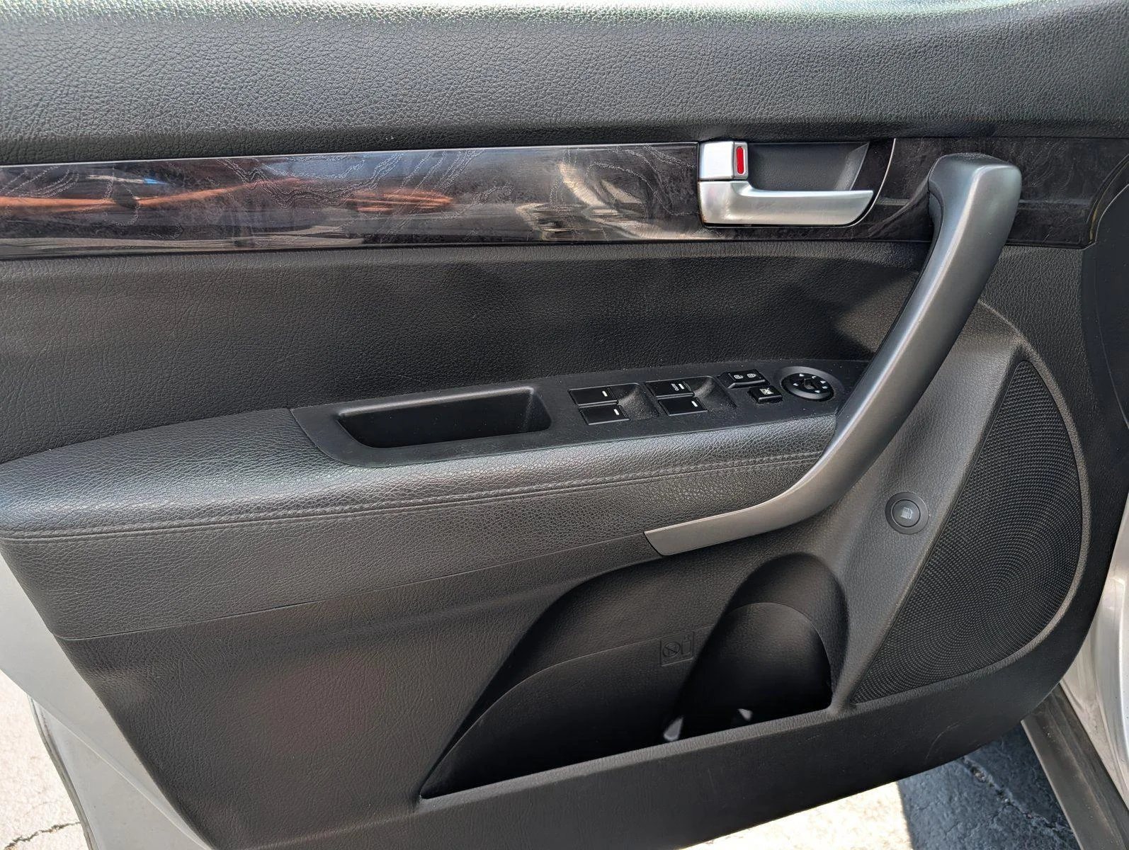 Used 2014 Bright Silver Kia LX image 15