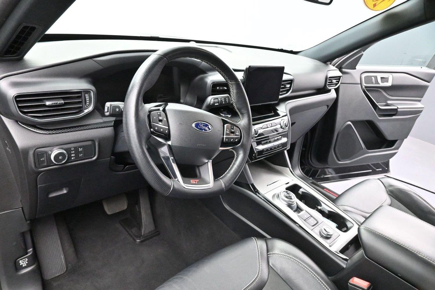 Used 2022 Agate Black Ford ST image 17