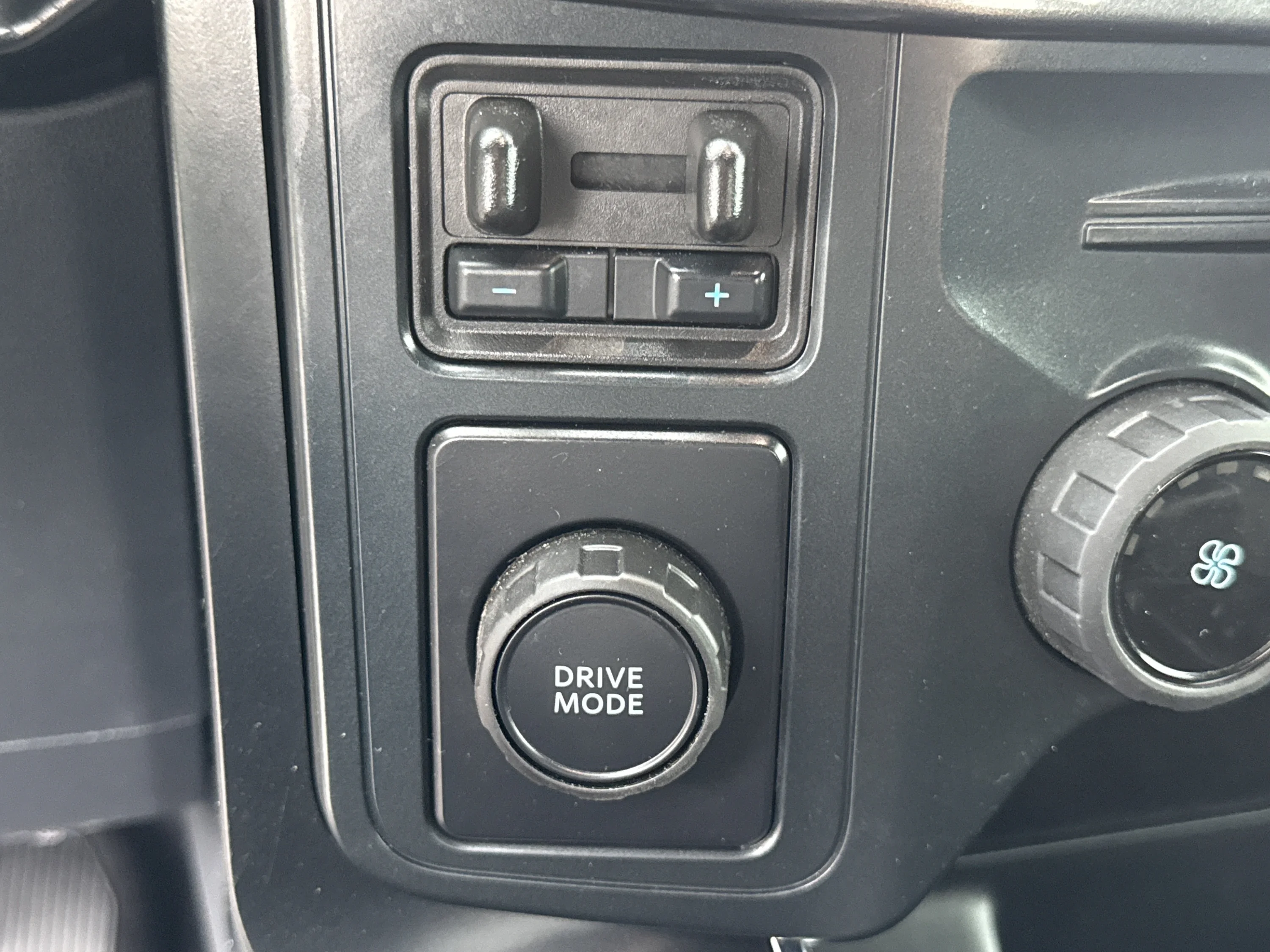 Used 2025 Agate Black Metallic Ford STX image 34