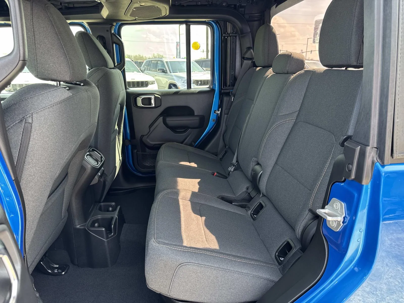 New 2026 Hydro Blue Pearl-Coat Exterior Paint Jeep Sport S image 7