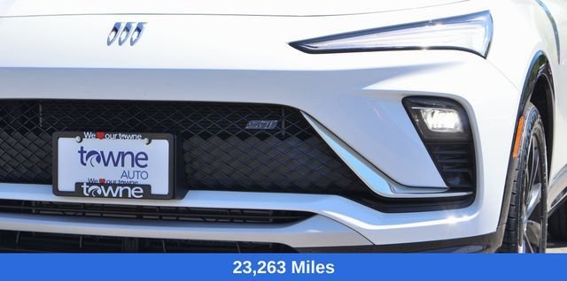Used 2024 White Buick Sport Touring image 29