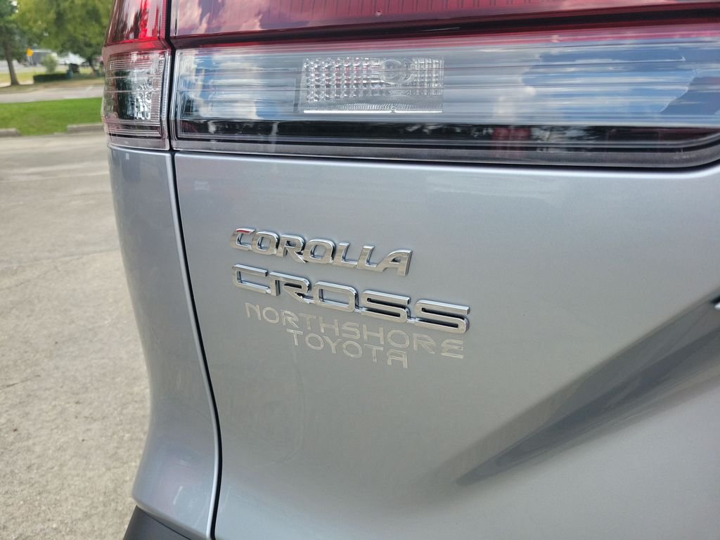 Used 2026 Silver Toyota L image 10