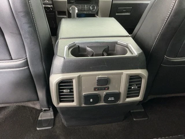 Used 2018 Magnetic Ford Lariat image 26