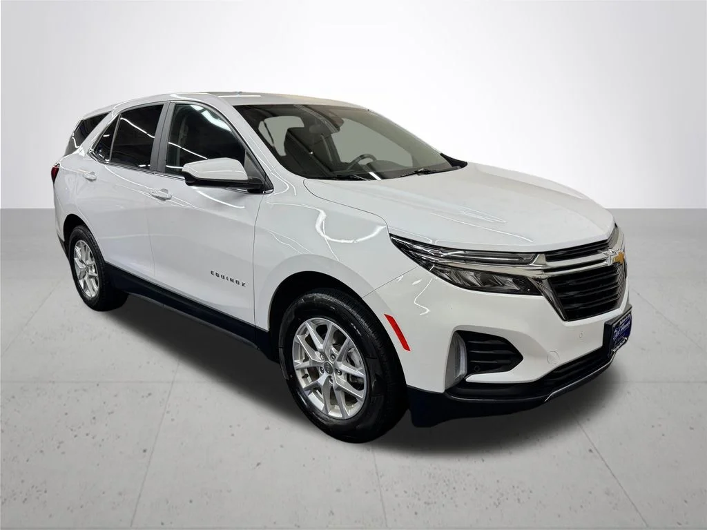 Used 2024 White Chevrolet LT image 10